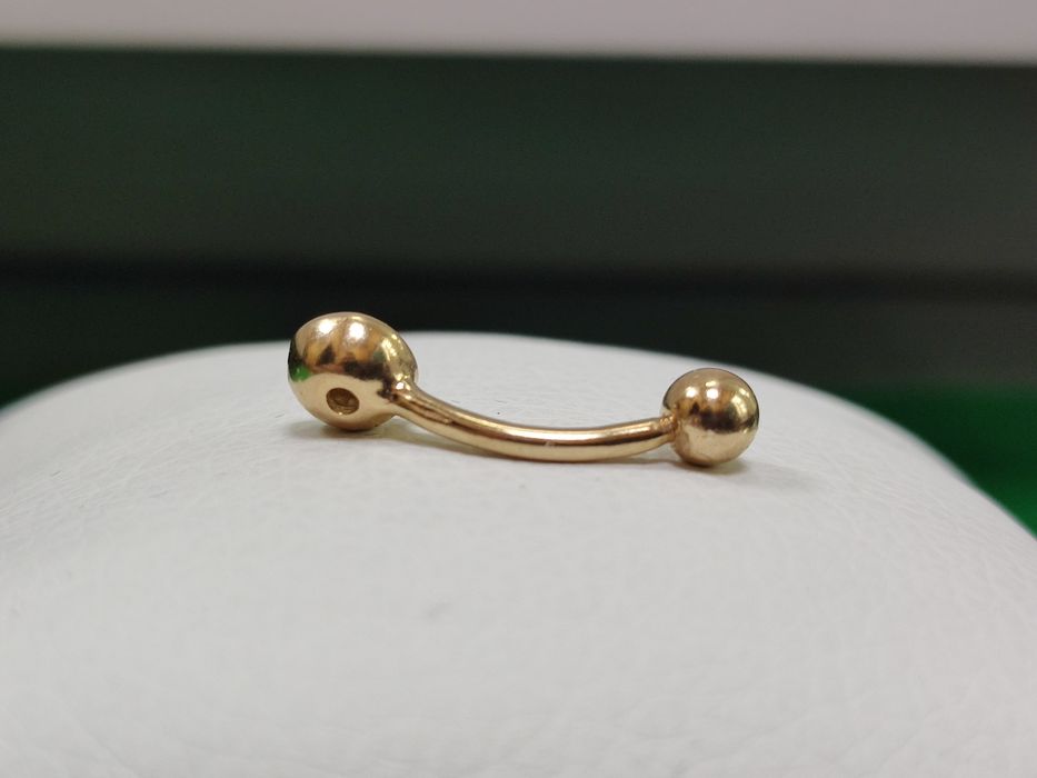 Пирсинг для пупка золото