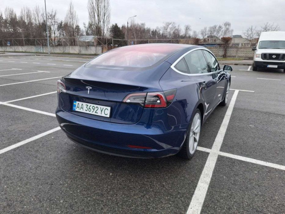 Продам Tesla Model 3 Long Range, 287 к.с.