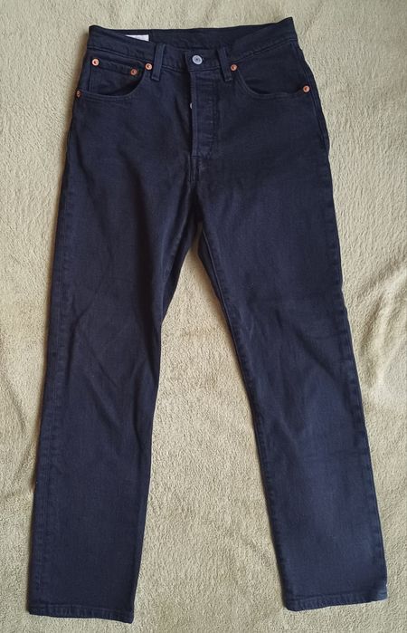 Jeansy damskie Levi Strauss 501. Rozmiar W 25 L 28.
Stan idealny