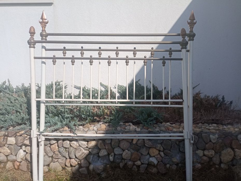 Camas de ferro antigas