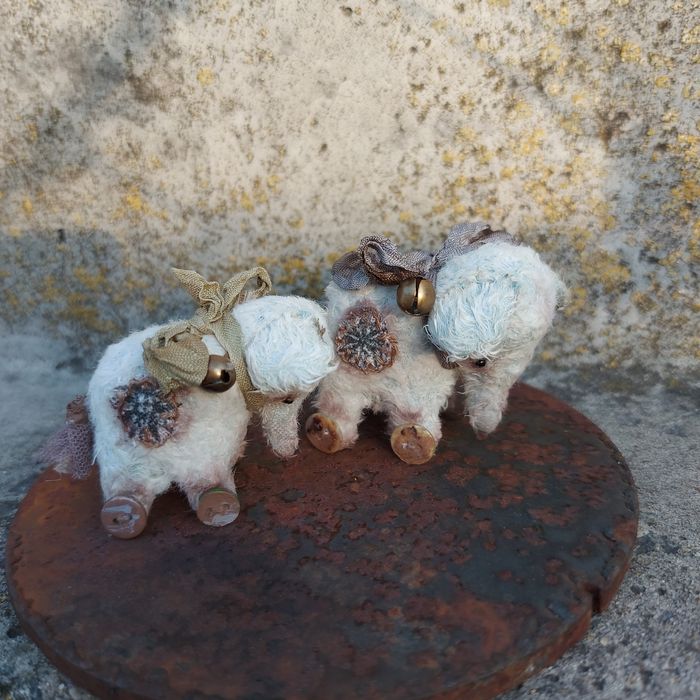 Іграшка ручної роботи мініатюра