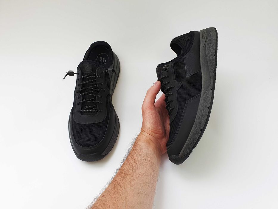 Clarks чоловічі кросівки на весну літо 42.5 28 см 8.5 UK