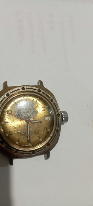 Продаються механічні годинники ссср
