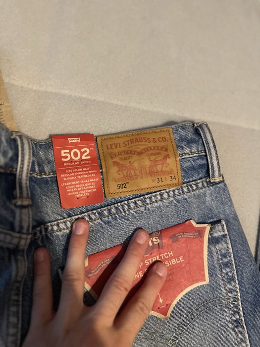 Calças Levi’s novas