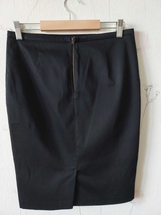 Чорна спідниця naf naf
