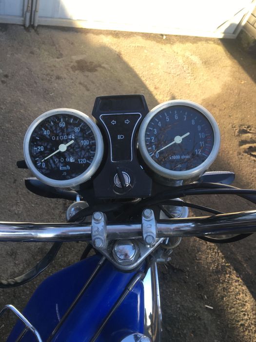 Дельта майже новий