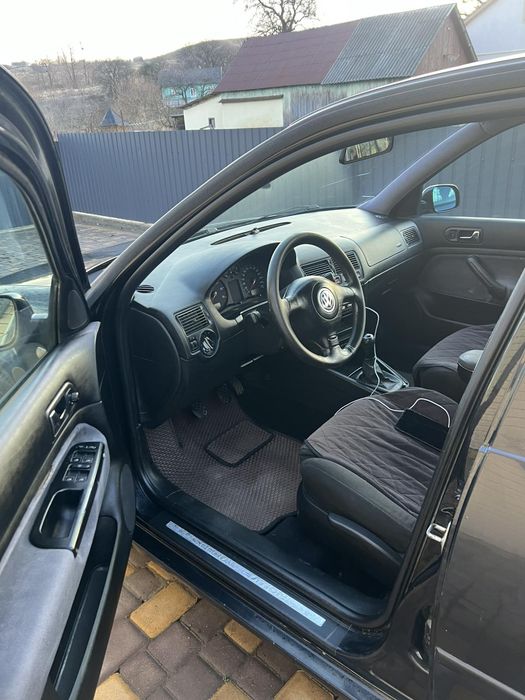 Wolkswagen golf 4 1.6 бензин