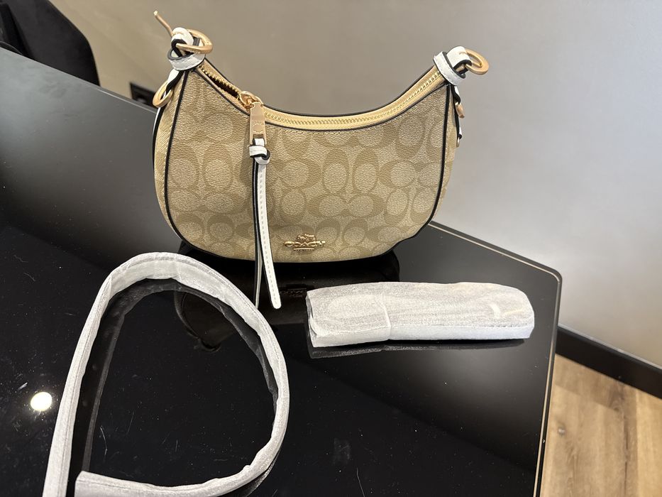 Mala pequena a tiracolo Coach