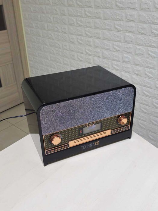 Програвач TECHNAXX TX-102 BT/AUX/USB/FM/CD ретро
