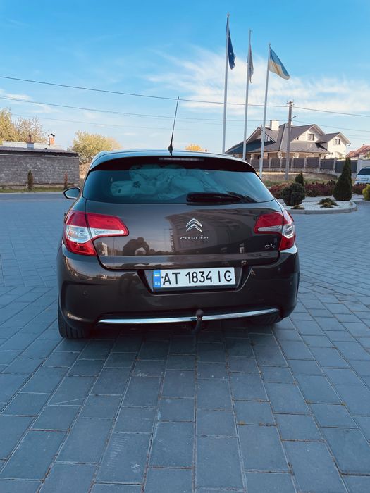 Citroen c4 2012 рік
