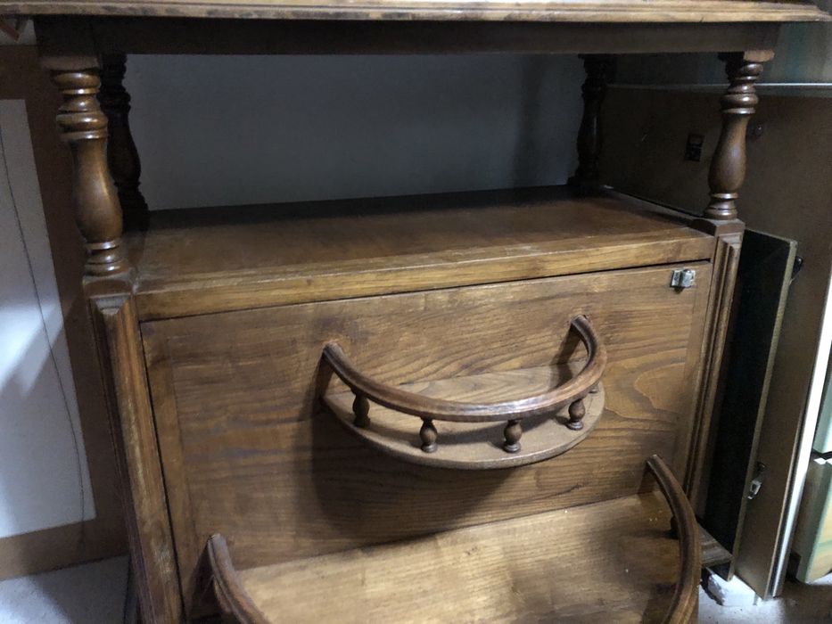 Móvel Bar  / Toucador / versátil