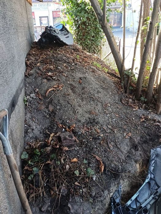 Ziemia oddam za darmo