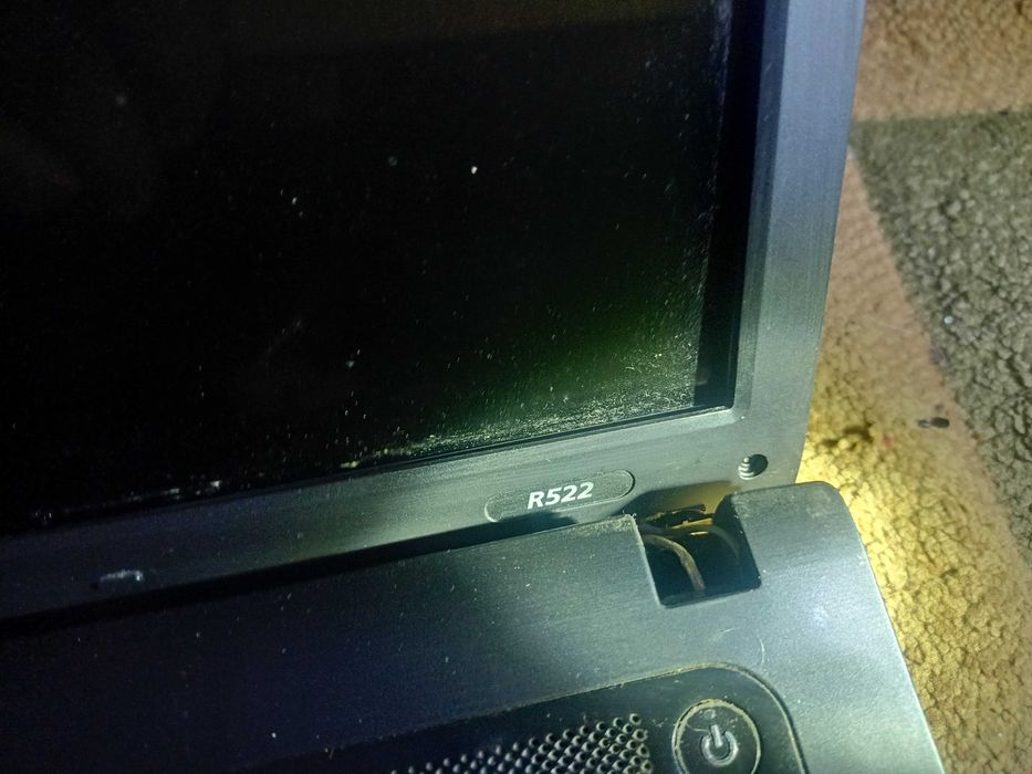 Ноутбук Samsung R522 рабочий под замену корпуса