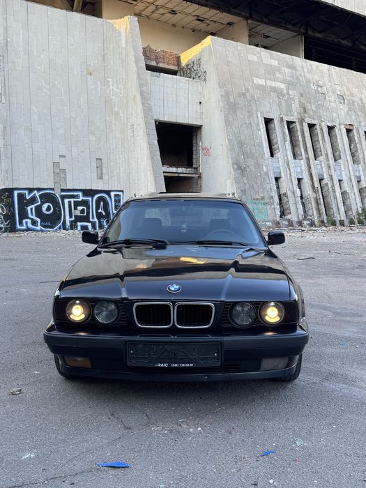 BMW E34 M50B25.