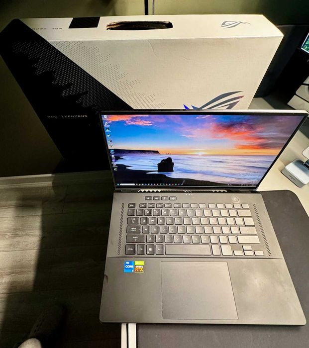 ASUS ROG Zephyrus M16 | i7 | RTX 3060 | 32GB RAM | 1TB SSD | 165Hz
