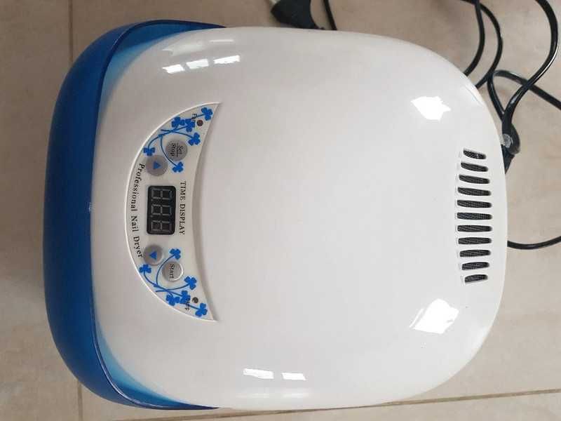 Lampa UV do paznokci