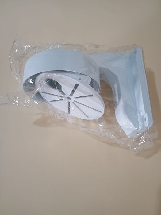 Suporte para Câmera Vigilância ( Interior ou Exterior)