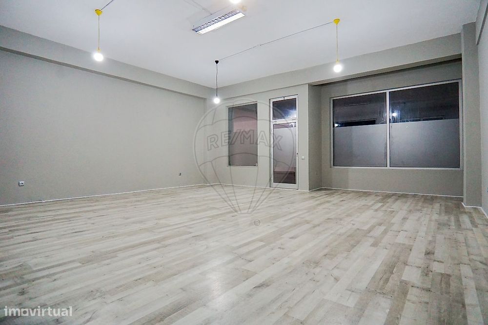 Loja  para arrendamento