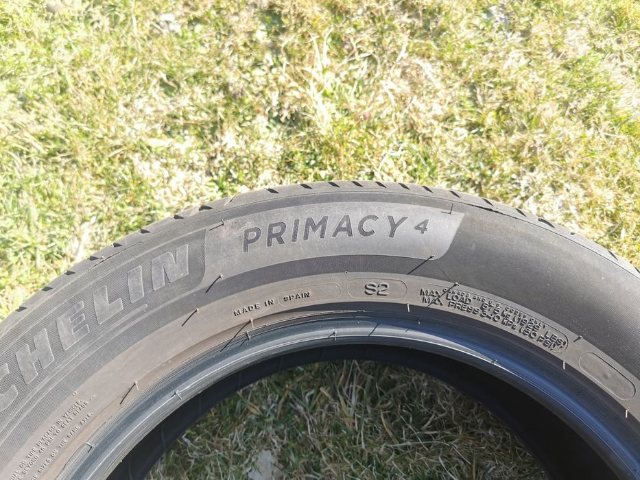 Michelin primacy 4  215/65/17 komplet