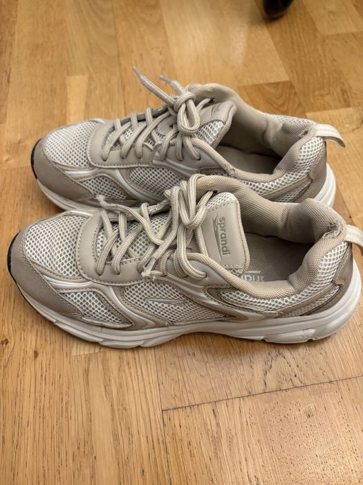 Buty Sprandi rozmiar 39