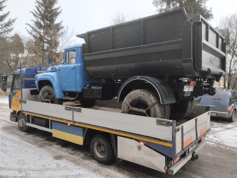 Рено Мідлум , двигун 4.8 на 220кін сил.