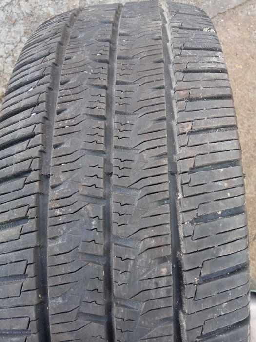 235 65 R 16 C   Continental Vancontactseason  2 sztuki