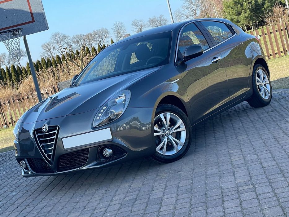 Alfa Romeo Giulietta Sprowadzona Bardzo Ładna Prezencja Parktronik  Alufelgi DNA