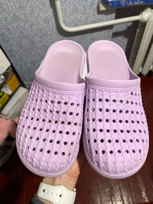 Жіночі шльопанці 38 розмір тапочки крокси резиновые тапки