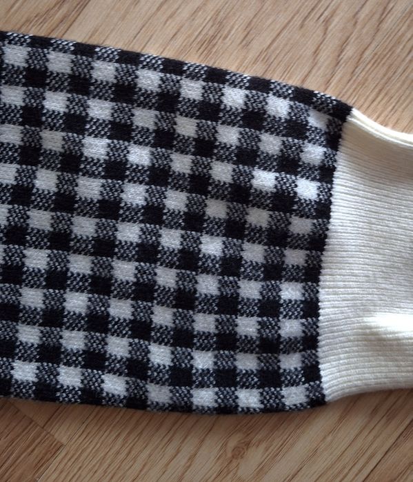 Reserved J.Nowy Sweter Dziewczęcy! Pepitka! Wiskoza! Roz.158!