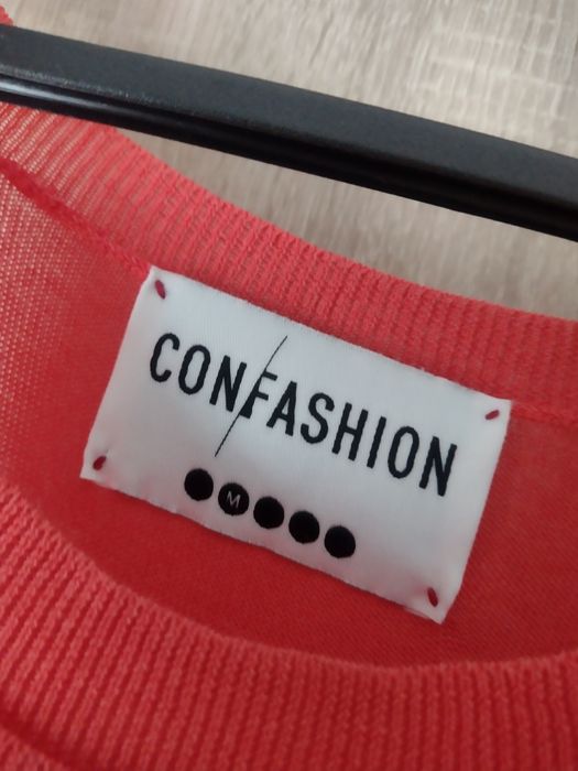 Confashion sukienka koralowa maxi oryginalna efektowna M