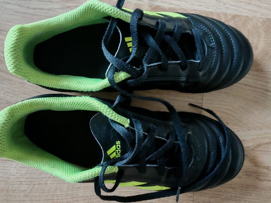 Buty turfy chłopięce