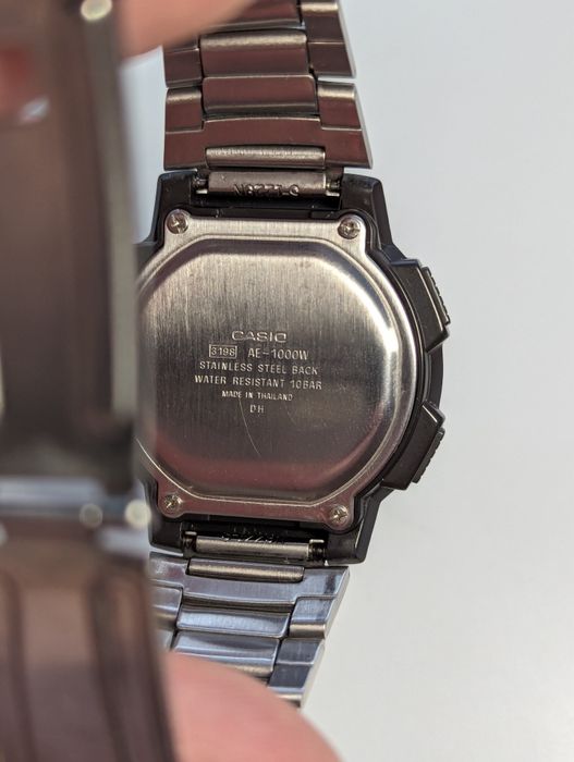 Casio AE-1000W з металевим ремінцем