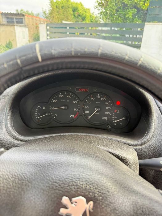 Peagout 206 1.1 i Hatchback 2001