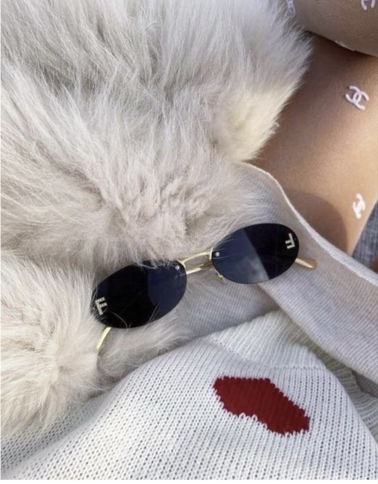 трендові актуальні окуляри