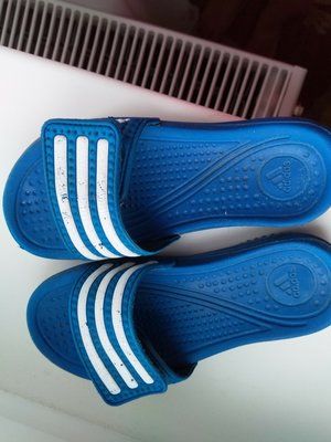 Сланцы,шлепанцы Adidas оригинал,30р,по стельке 18.2см