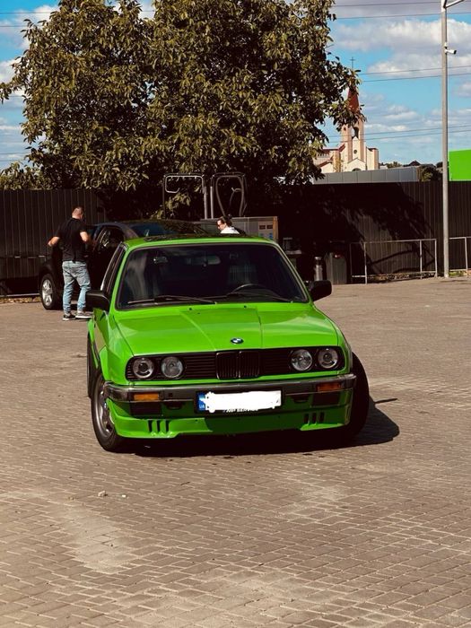 BMW E30 1984.