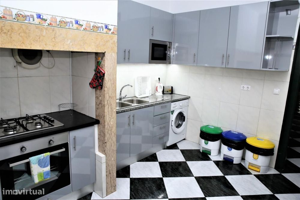Quarto - localizado em Penha de França Lisbon