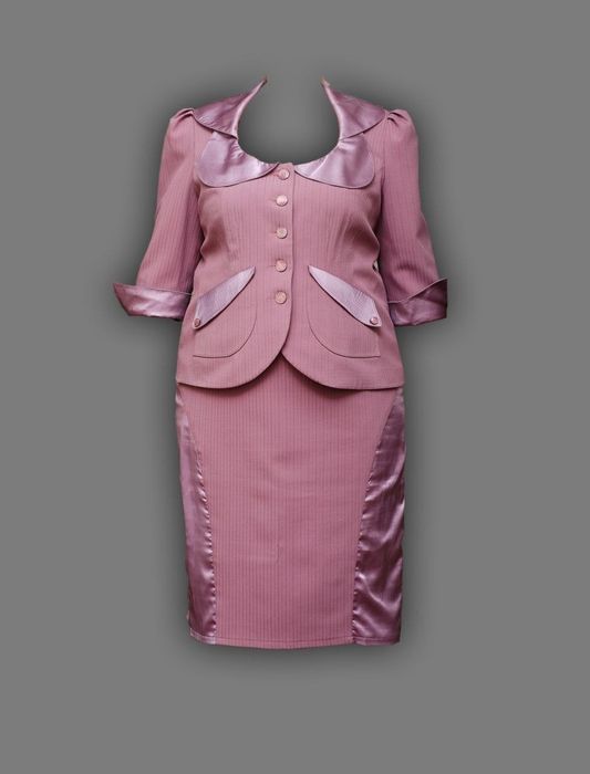 Двойка серого цвета