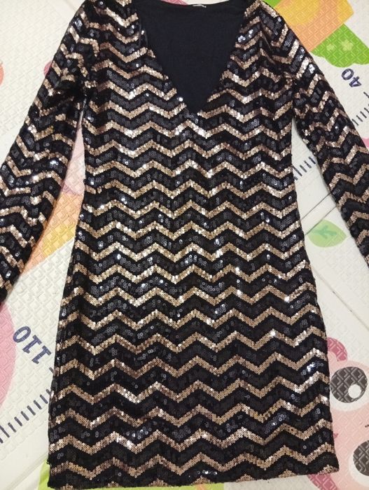 Блестящие платье