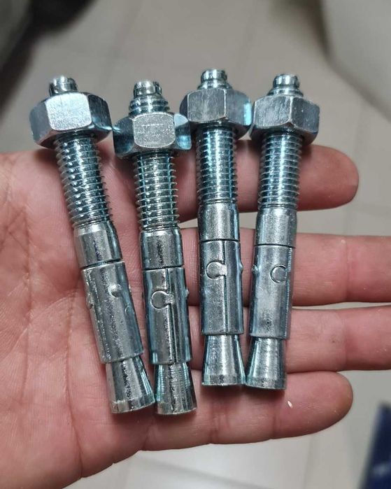 Oportunidade Buchas expansivas M12 90mm para betão urgente para desocu