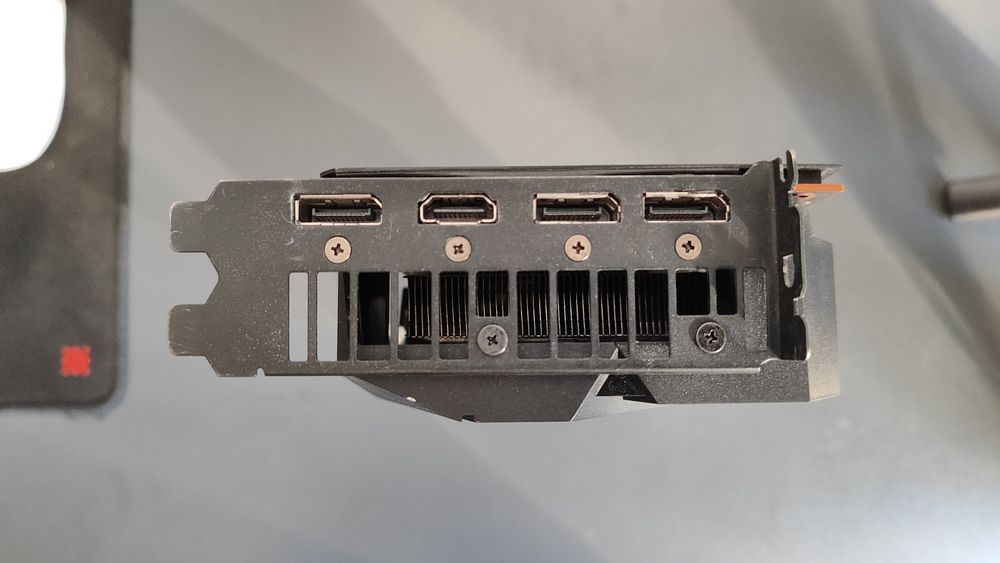 відеокарта rx 5700xt