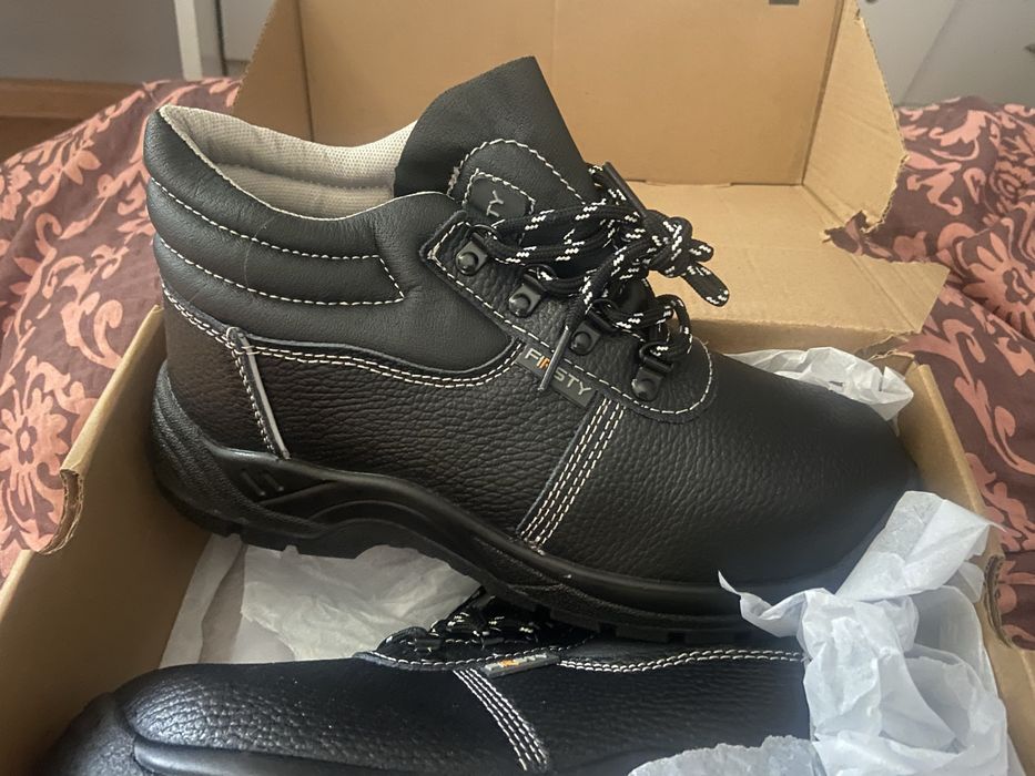 Buty ochronne czarne