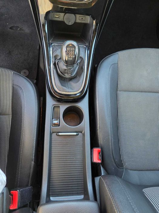 Opel Astra Sports Tourer 2015
