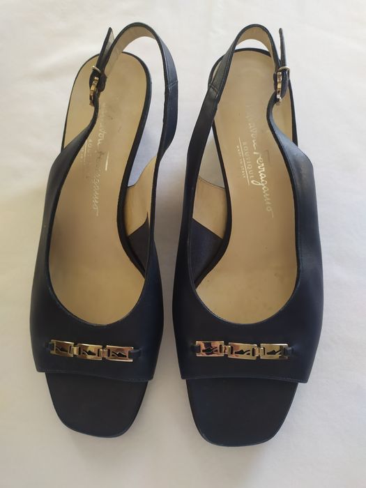 Sandálias Salvatore Ferragamo 37