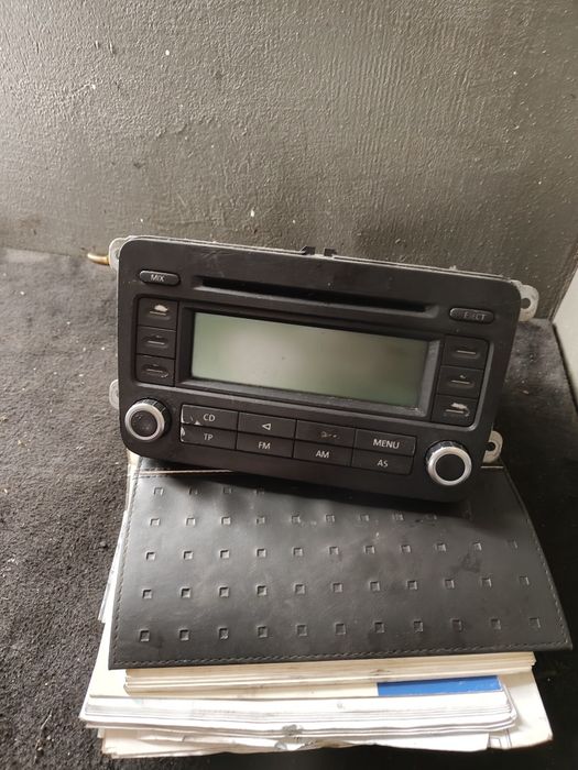 Radio samochodowe kod książka volkswagen passat B6 Turan golf 5