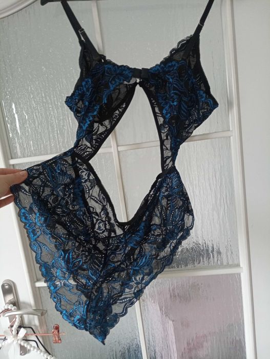 Koronkowe body plus size