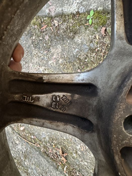 Продам литі диски 5*120 r16