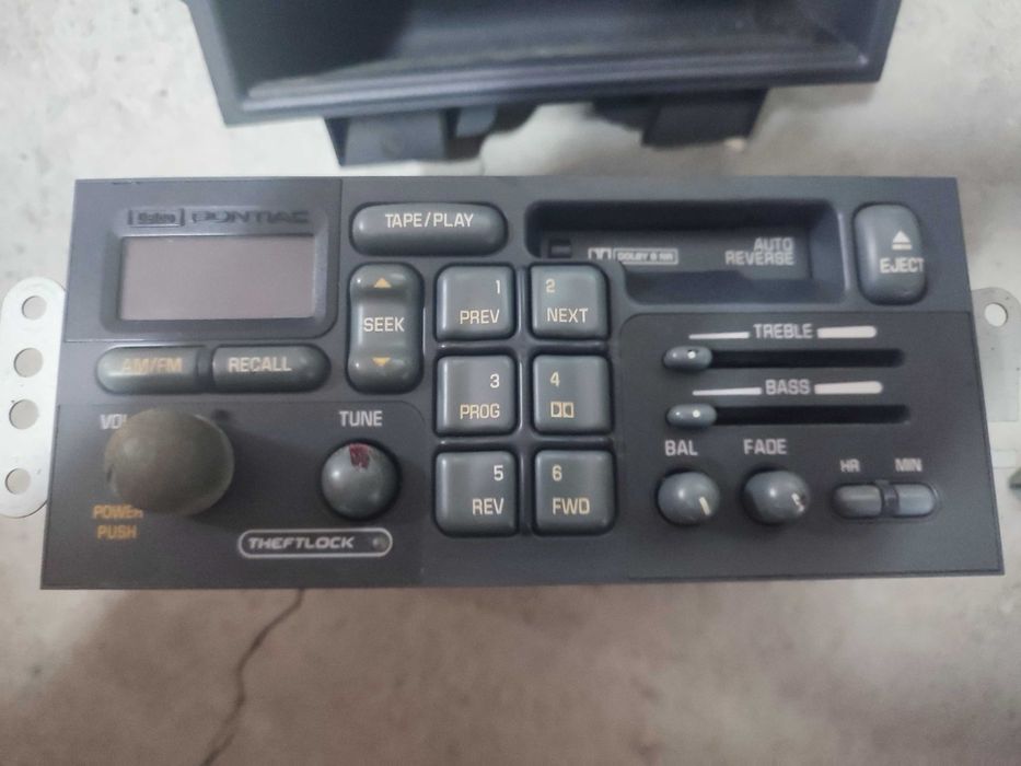 Buick Chevrolet Oldsmobile Pontiac oryginalne radioodtwarzacze