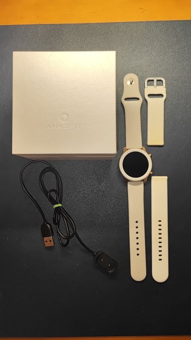 Amazfit gtr Swarovski edition