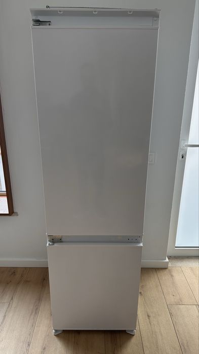 Frigorifico Combinado Vox de encastre Semi Novo